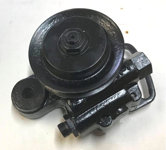 Picture of Mercedes transmission pump 1162700097 SOLD